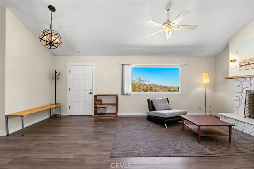 Photo of 60229 La Mirada Trail