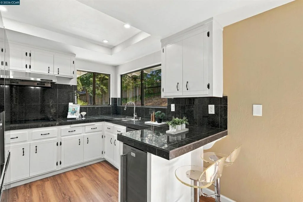 Photo of 4082 Treat Blvd