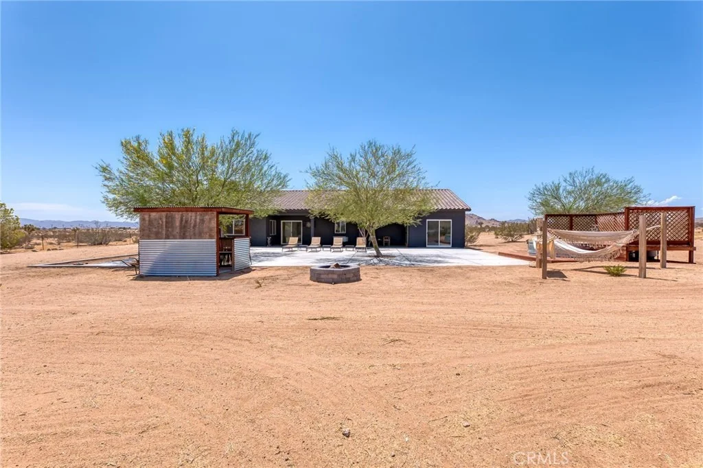 Photo of 60828 Mason Drive