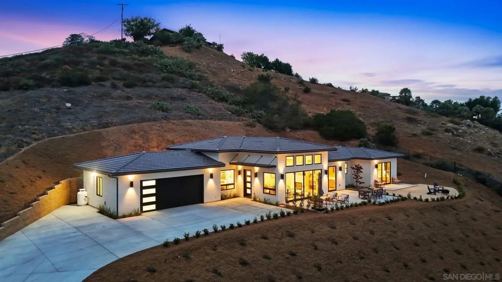 Photo of 3916 Citrus