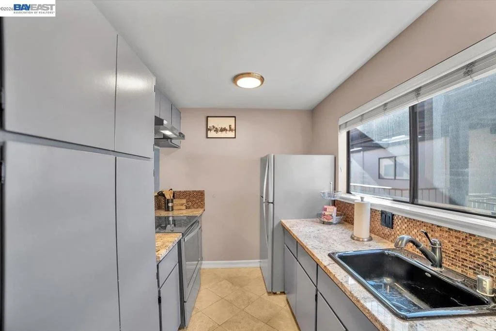 Photo of Unit 312 at 7 Embarcadero
