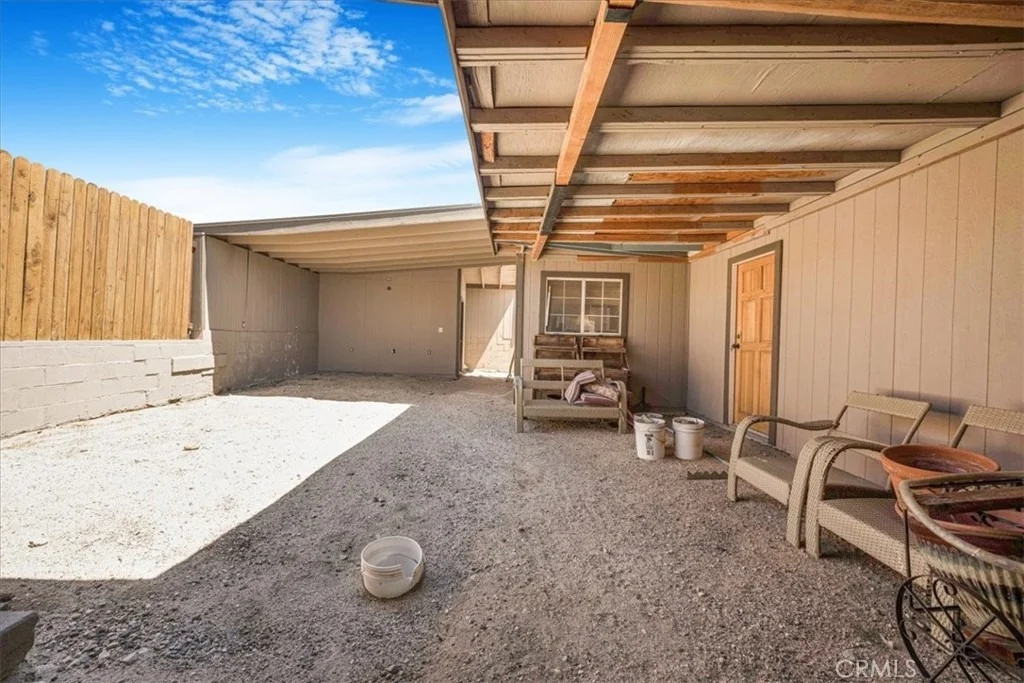Photo of 60810 Sunrise Road
