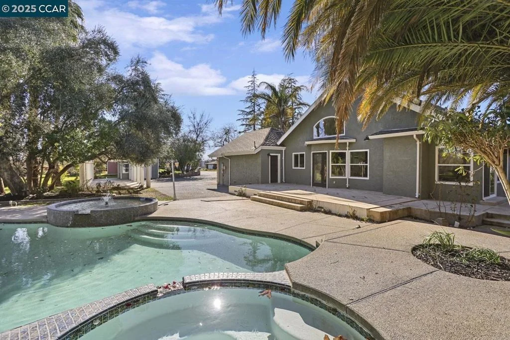 Photo of 5181 Winding Way