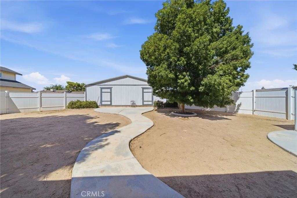 Photo of 11998 Omak Road