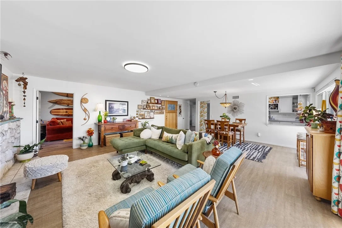 Photo of 1408 E Fairway Dr