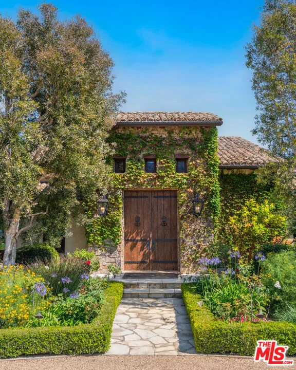 Photo of 2900 Corral Canyon Road