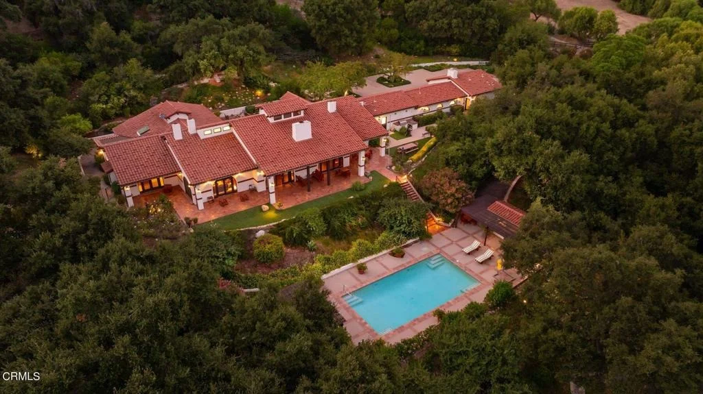 Photo of 10829 10883 Oak Knoll Road