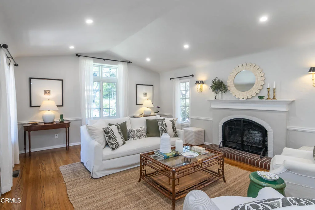 Photo of 1144 Tierra Alta Drive