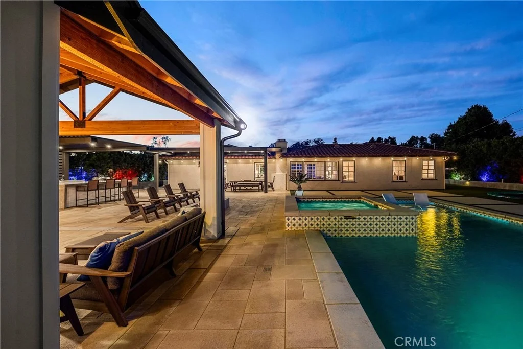Photo of 136 Miramonte Drive