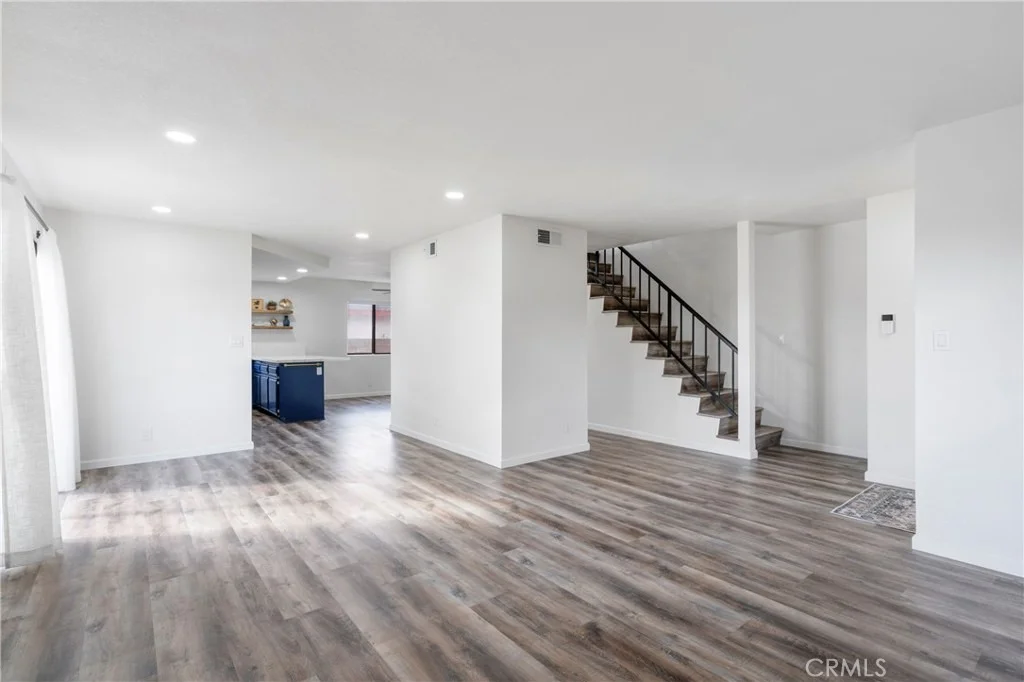 Photo of 700 W 2nd Street