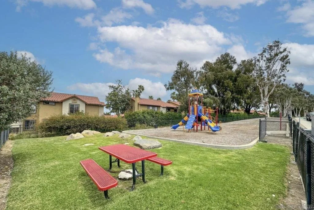 Photo of 645 Paseo Rio