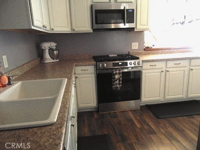 Photo of 454 Del Norte