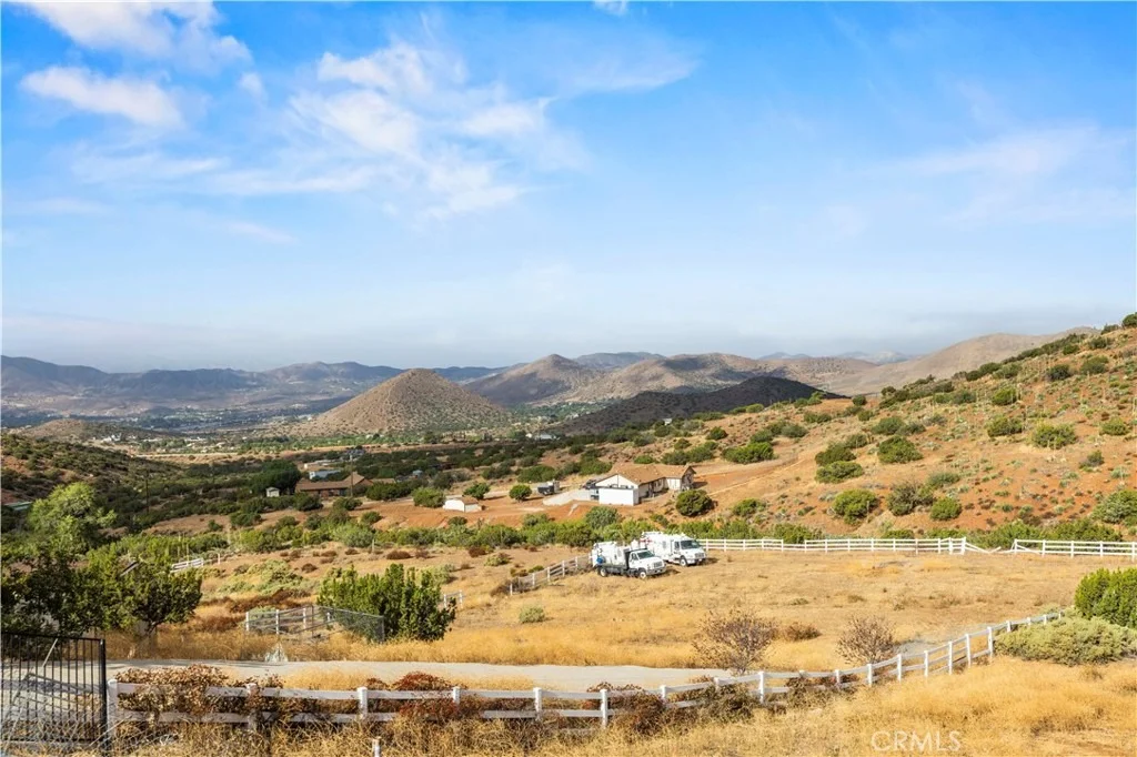 Photo of 34665 Desert Road