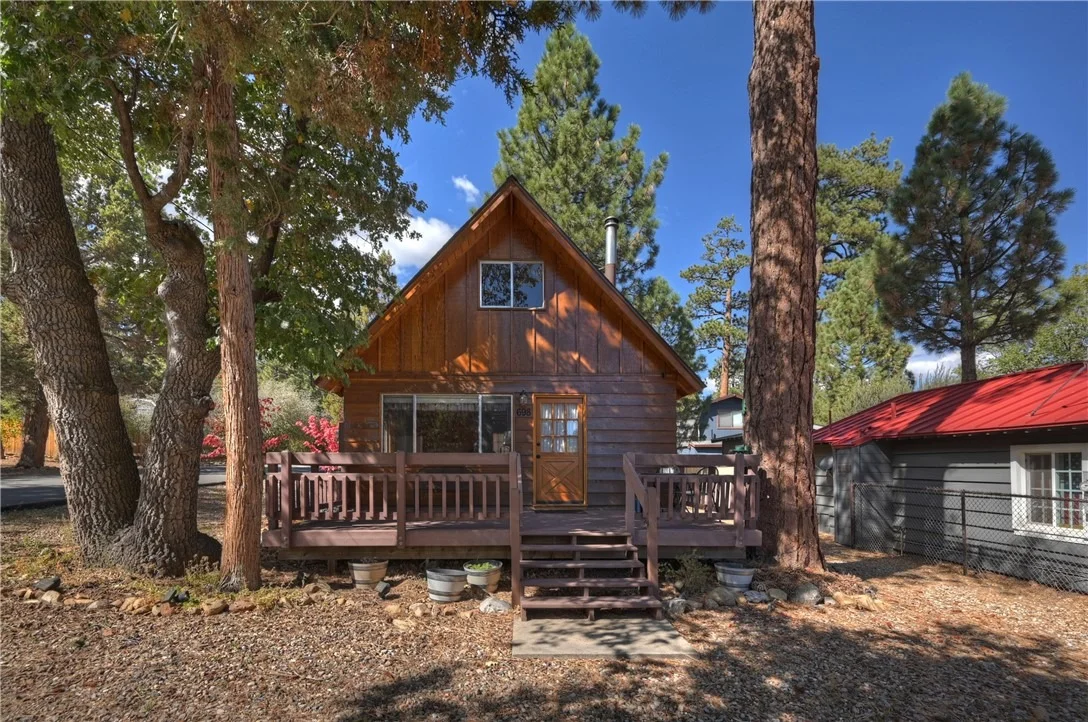 Photo of 698 Highland