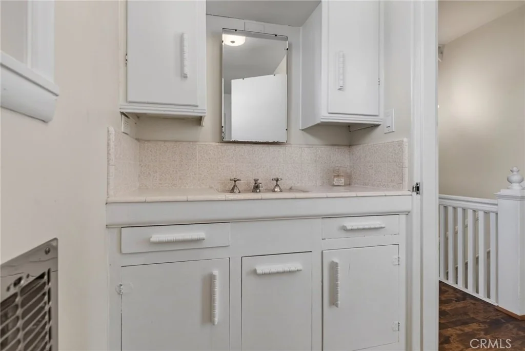 Photo of 2732 Mary Street