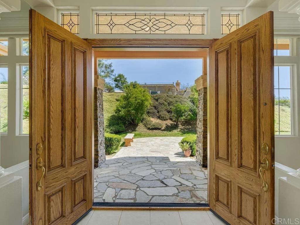 Photo of 2737 Dos Lomas