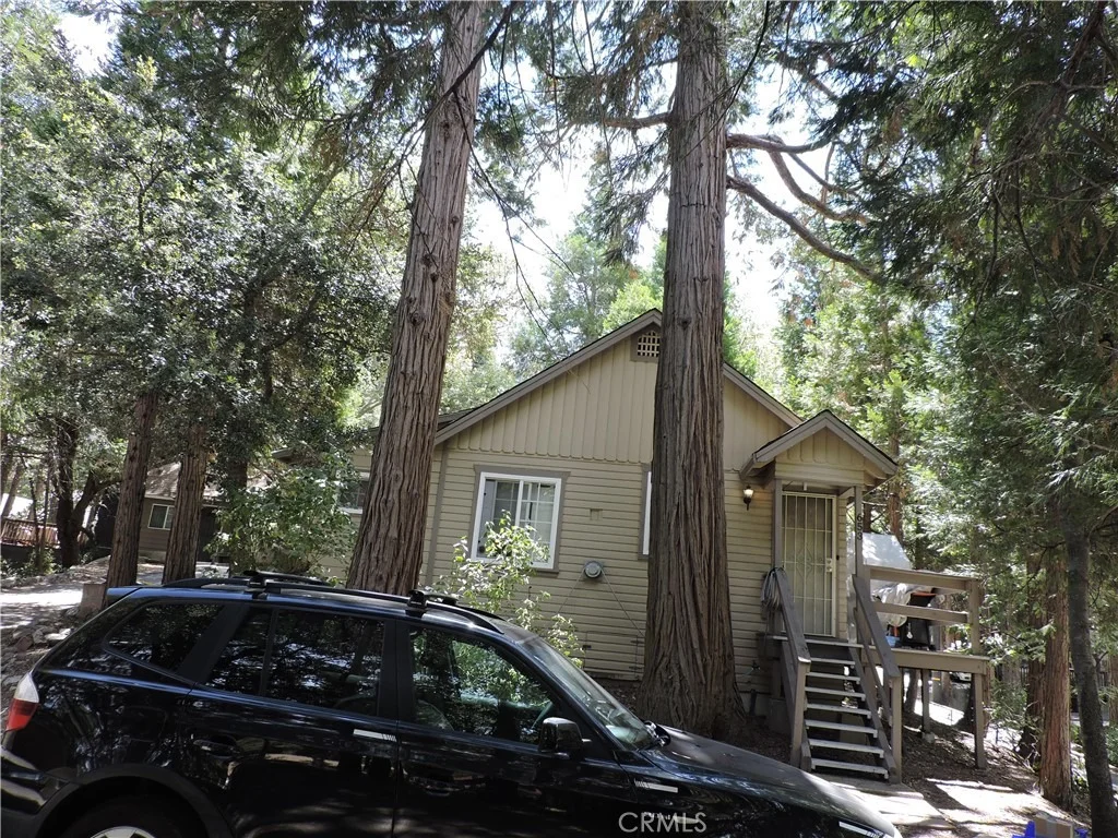 Photo of 657 Knoll