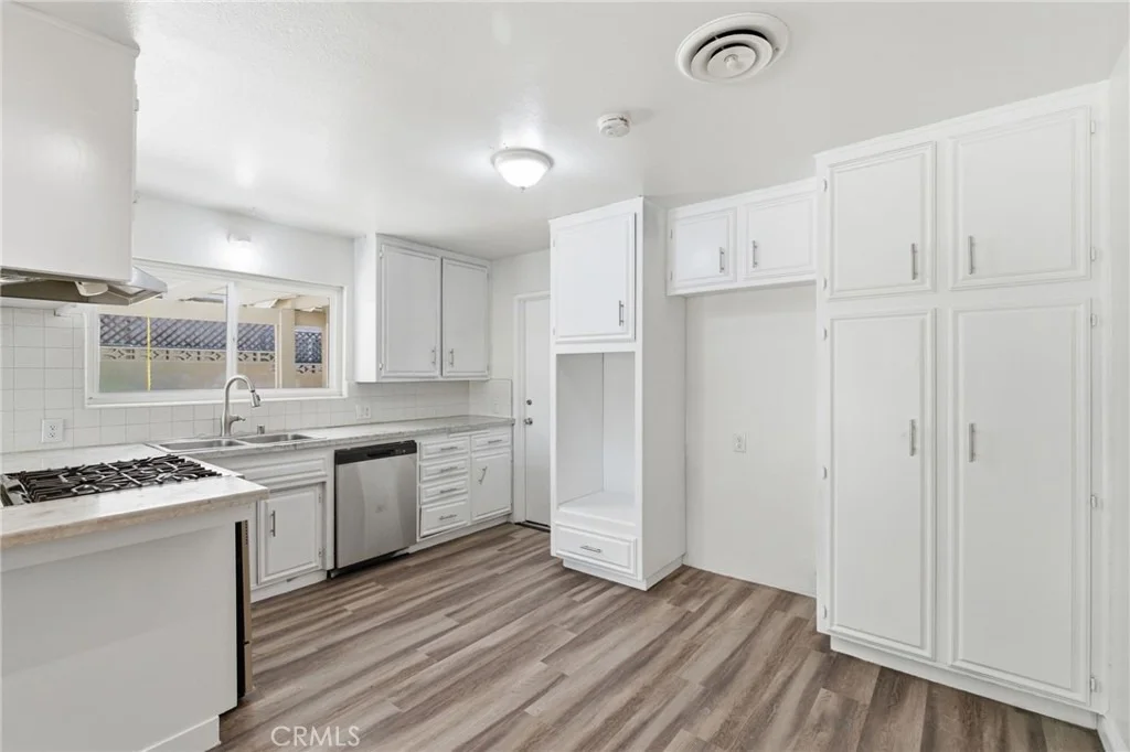 Photo of 44050 27th W