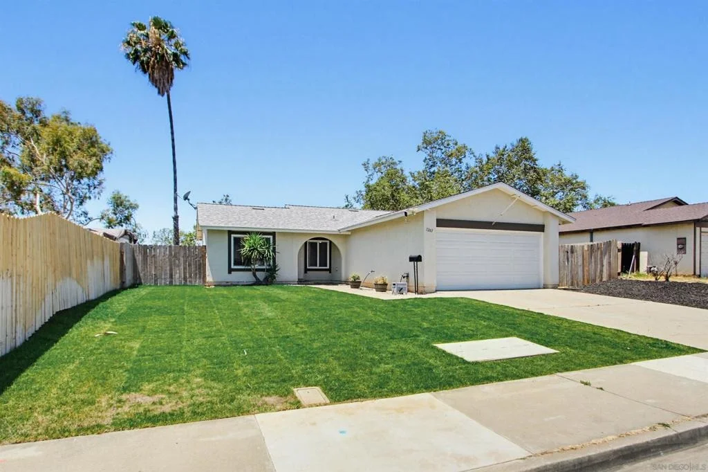 Photo of 1261 Conway Dr