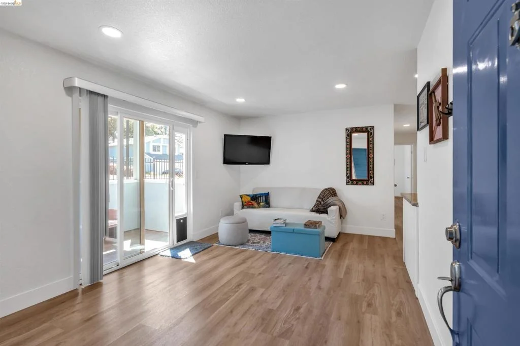 Photo of 403 Lighthouse Dr