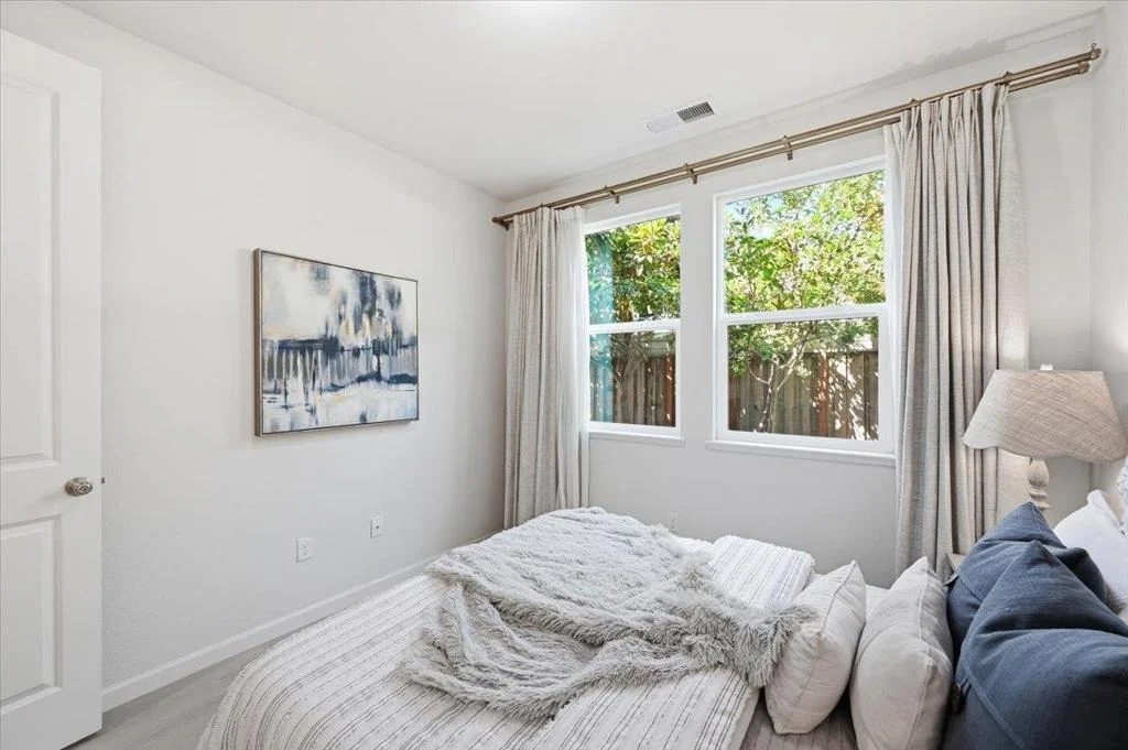 Photo of 1367 Shore Drive