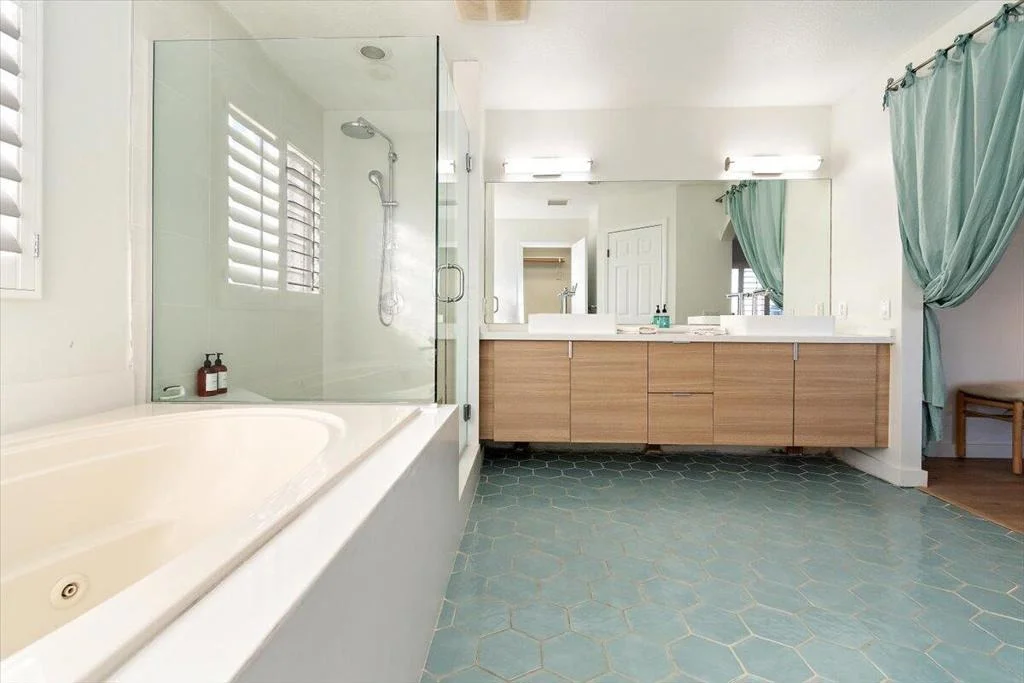 Photo of 61746 Crest Cir Drive