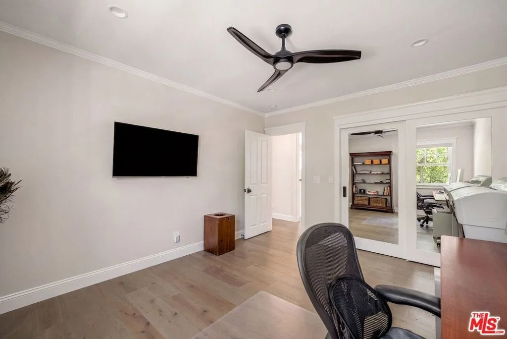 Photo of 10 Holster Lane