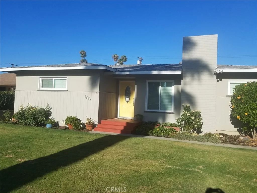Photo of 6854 Palomar Way
