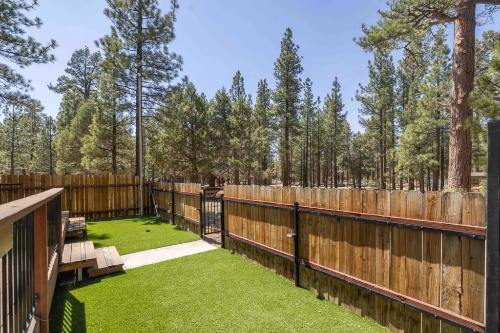 Photo of 2050 9th Lane