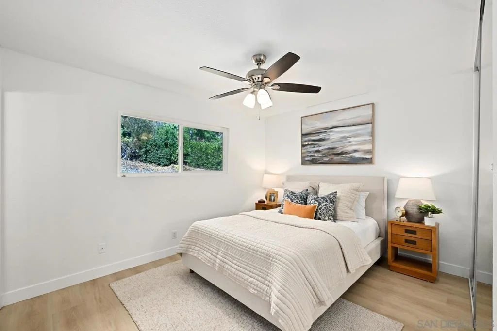 Photo of 13530 Utopia