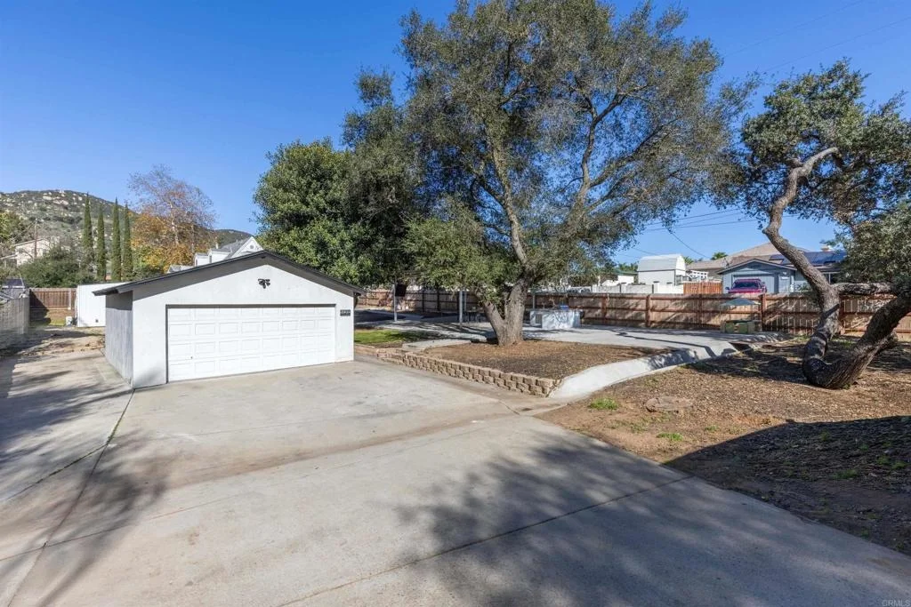 Photo of 10292 Canyon Dr.