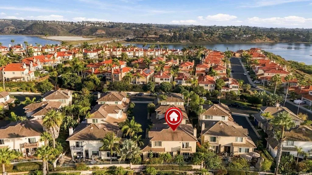 Photo of 626 Compass Court