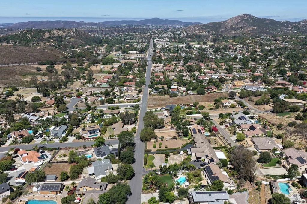 Photo of 14444 Twin Peaks Rd