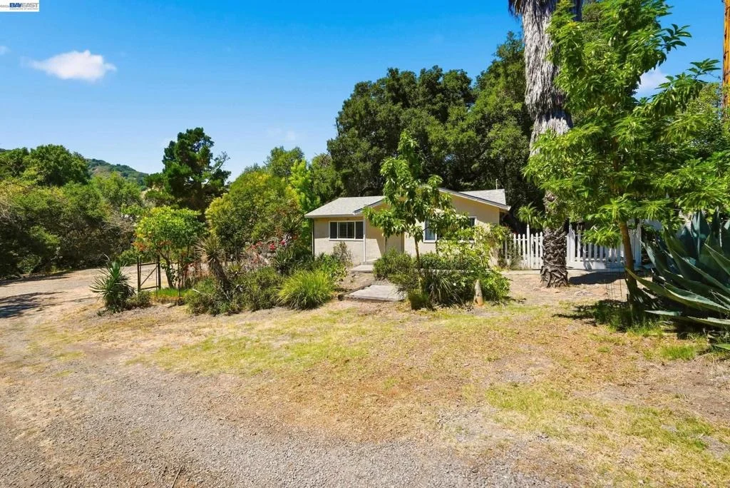 Photo of 10160 Crow Canyon Rd