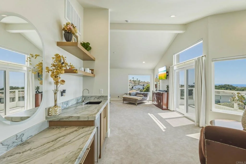 Photo of 2140 Janis Way