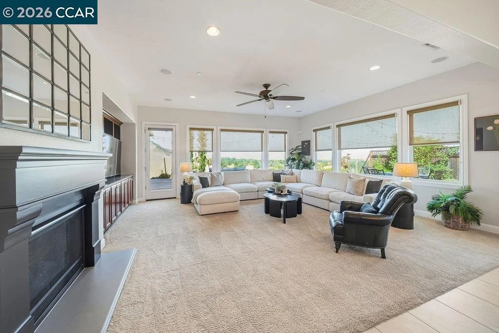 Photo of 24 Promontory Place