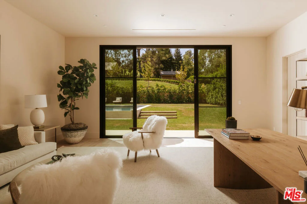 Photo of 5287 Round Meadow Road