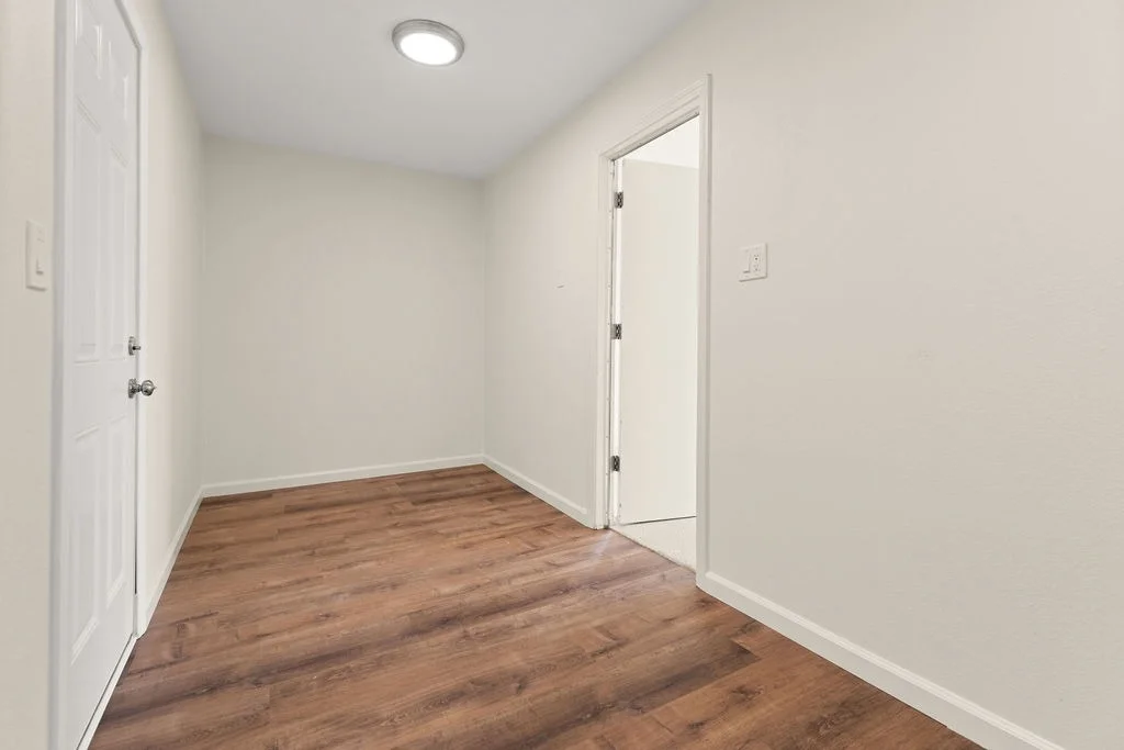Photo of 636 Brady Ct