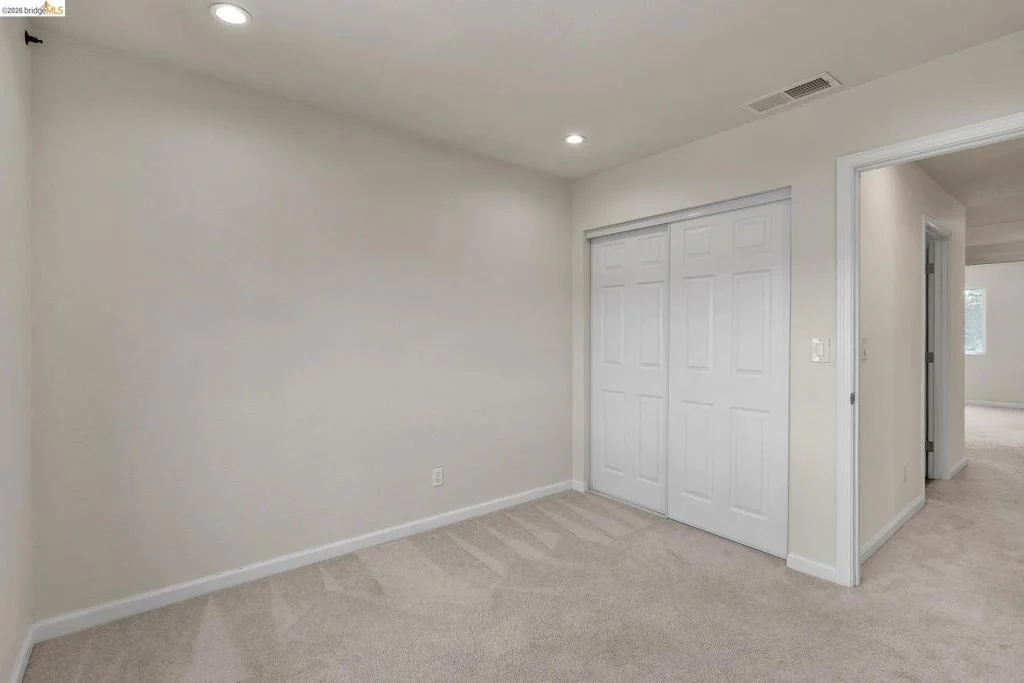 Photo of 544 Pine Creek Cir
