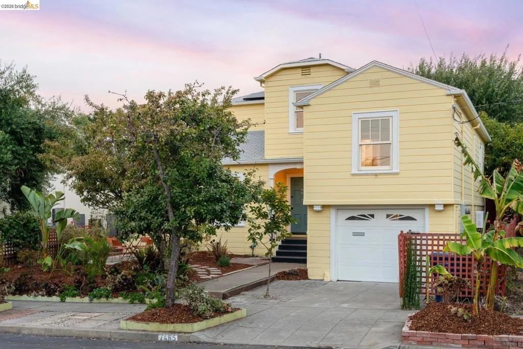 Photo of 7465 Curry Ave