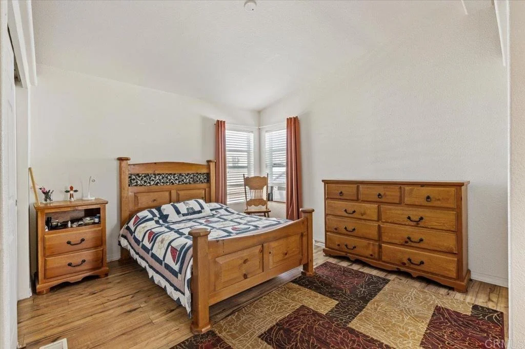 Photo of 176 Flicker Lane