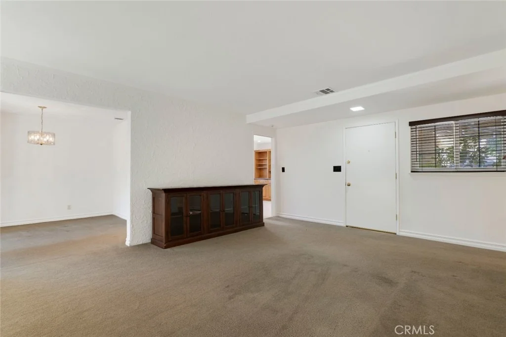 Photo of 2574 Sirius Street