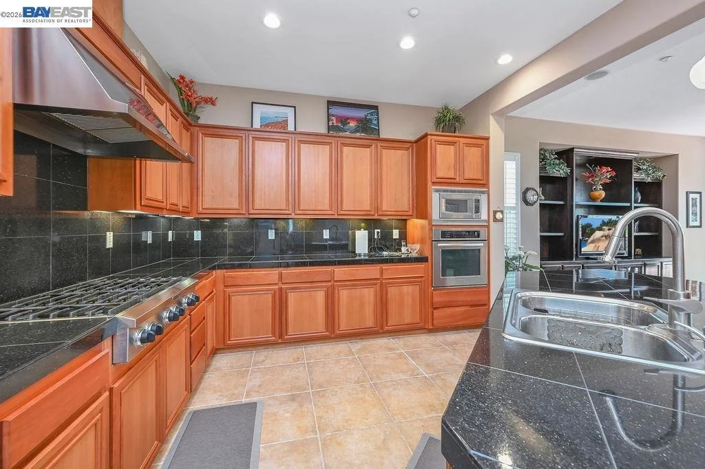 Photo of 1236 Sheldon Dr