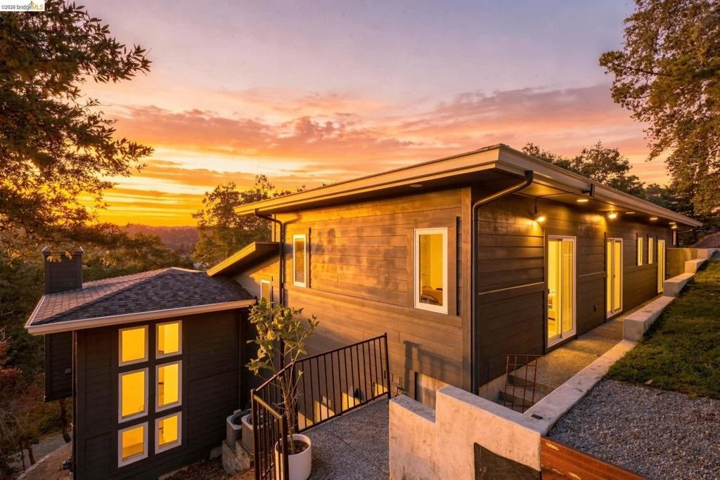 Photo of 857 A Mountain View Drive