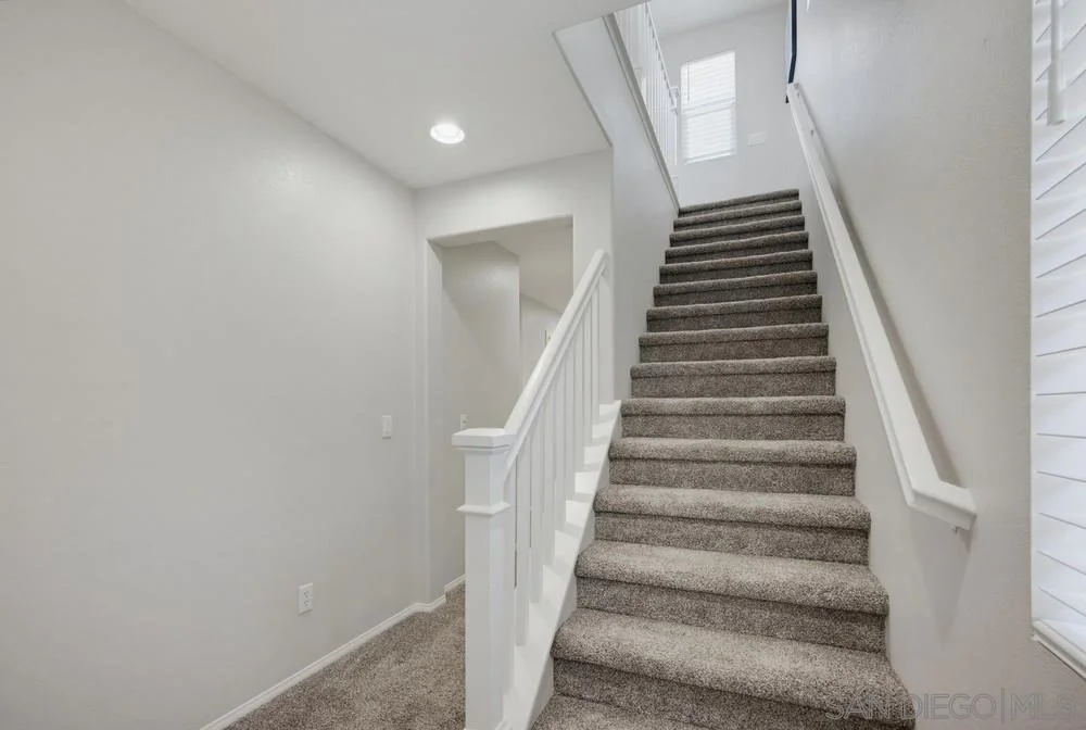 Photo of 40278 Ayer Ln