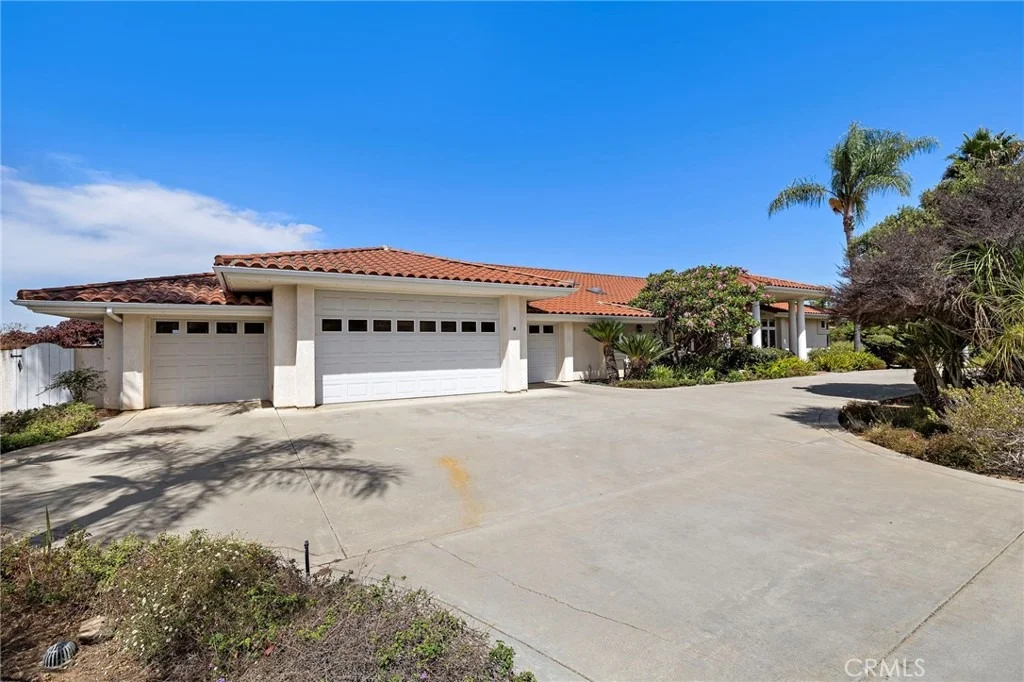 Photo of 647 tumble creek Lane