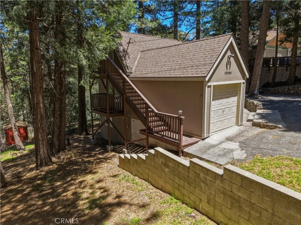 Photo of 22980 Crest Forest