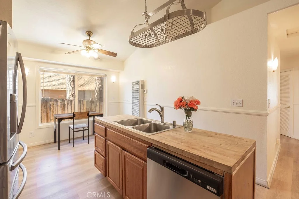 Photo of 451 Maple