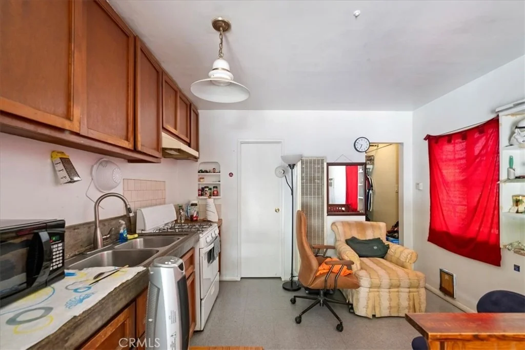 Photo of 5305 Palm