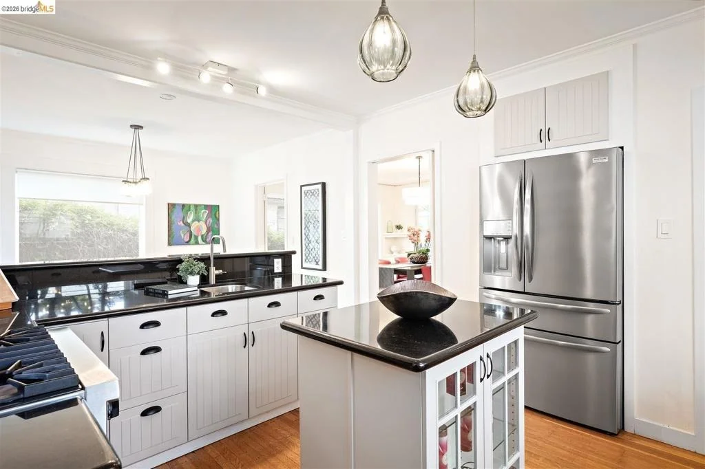 Photo of 355 Arlington Ave